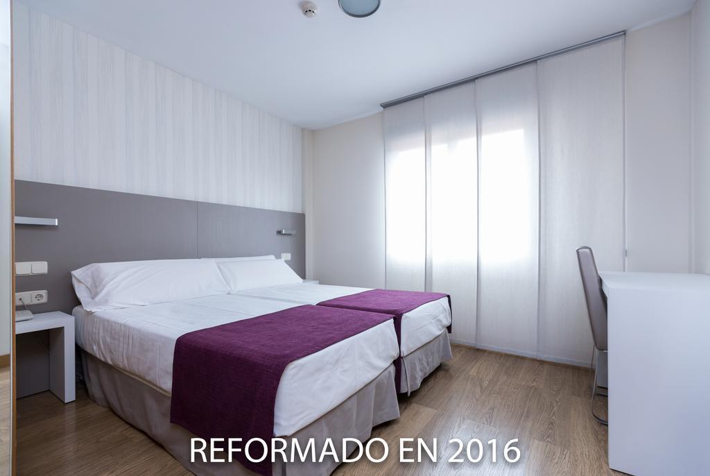 Di' Carlo Hotel Madrid Bagian luar foto