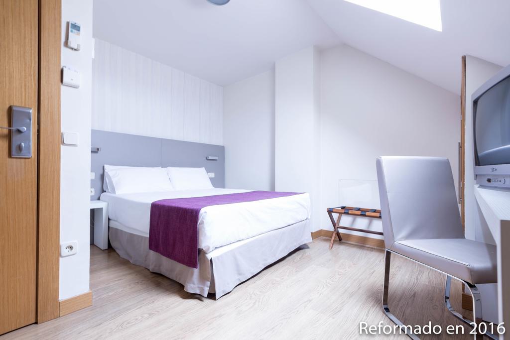Di' Carlo Hotel Madrid Ruang foto