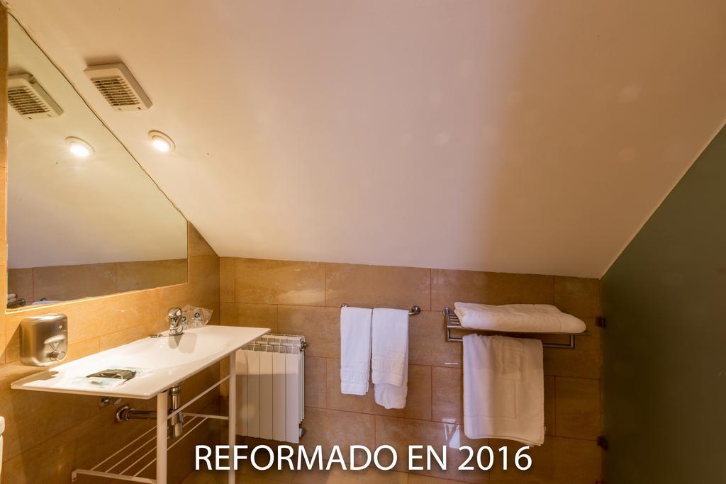 Di' Carlo Hotel Madrid Bagian luar foto